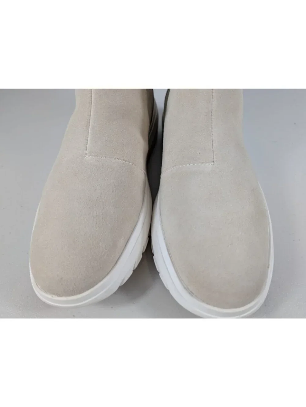 Cole Haan women's boots in cream Chelsea waterproof size 9.5B